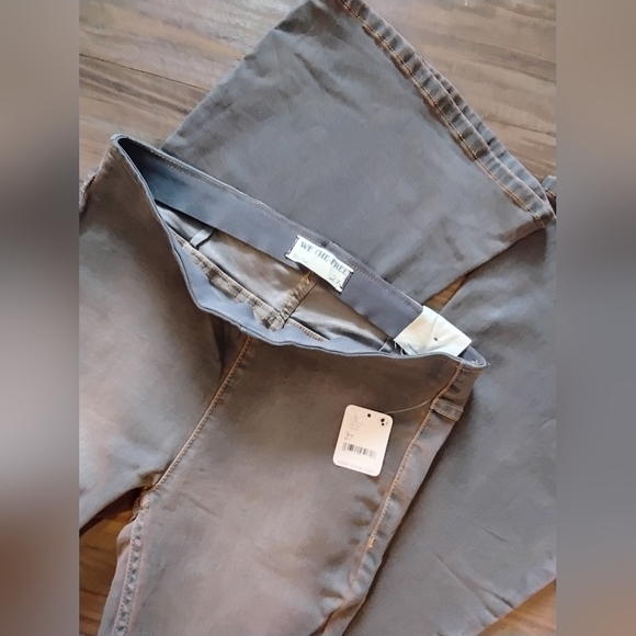 We the Free Penny Pull-On Flare jeans - Picture 8 of 9